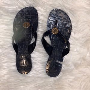 Tory Burch Jelly Thora Flat Thong Sandals - Black